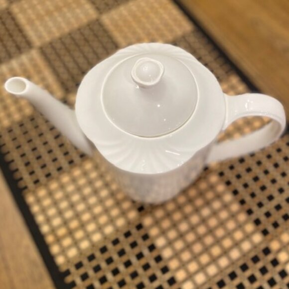 VILLEROY & BOCH "Arco Weiss" Coffee Pot & Lid - Picture 6 of 9